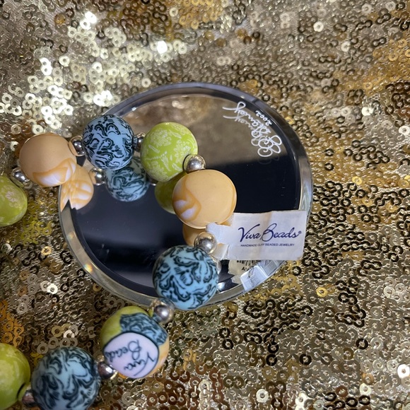 Viva beaded bracelet - Picture 5 of 7